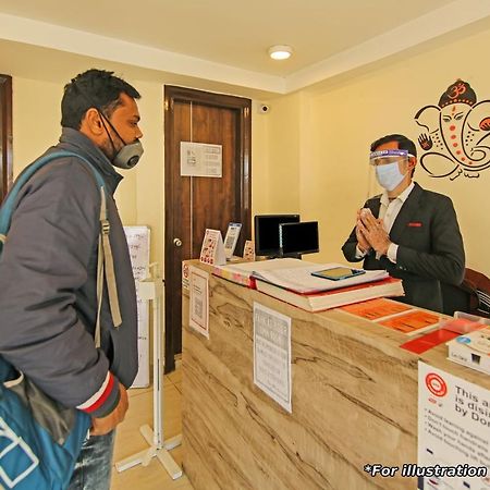 Oyo Flagship 13885 Metro Residency Hotel Mumbai Bagian luar foto