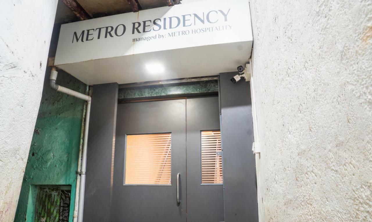 Oyo Flagship 13885 Metro Residency Hotel Mumbai Bagian luar foto