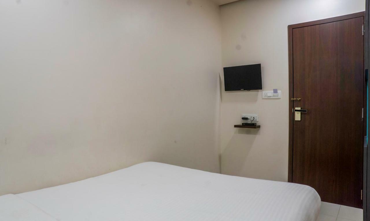 Oyo Flagship 13885 Metro Residency Hotel Mumbai Bagian luar foto